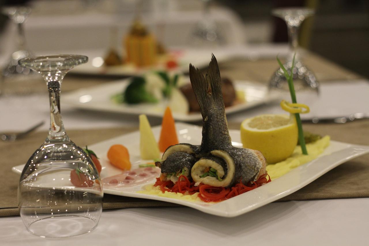 Iyaspark Hotel Isparta Kültér fotó